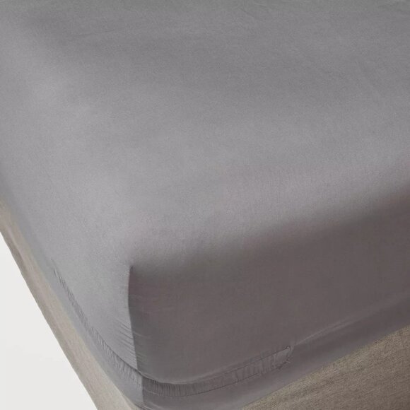 Casaluna Temp Balancing Dark Metal Gray Queen Fitted Sheet 60" x 80" & 18" Deep - Picture 1 of 5